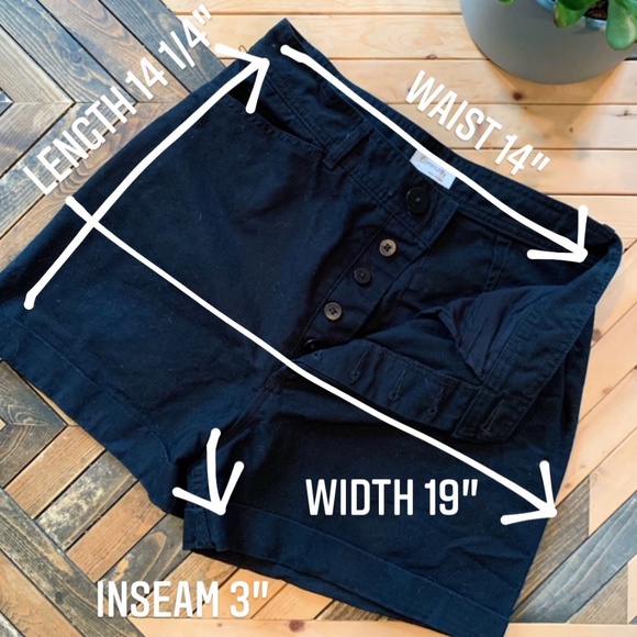 Community High Waist Shorts - Picture 3 of 3